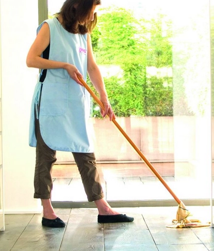 Schoonmaak van gemeenschappelijke ruimtes van gebouwen in EDEGEM 2650