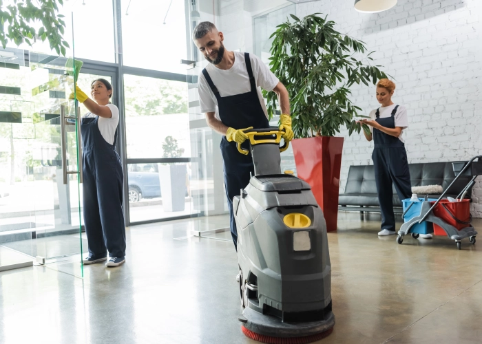 Schoonmaak van kantoren in ROESELARE 8800