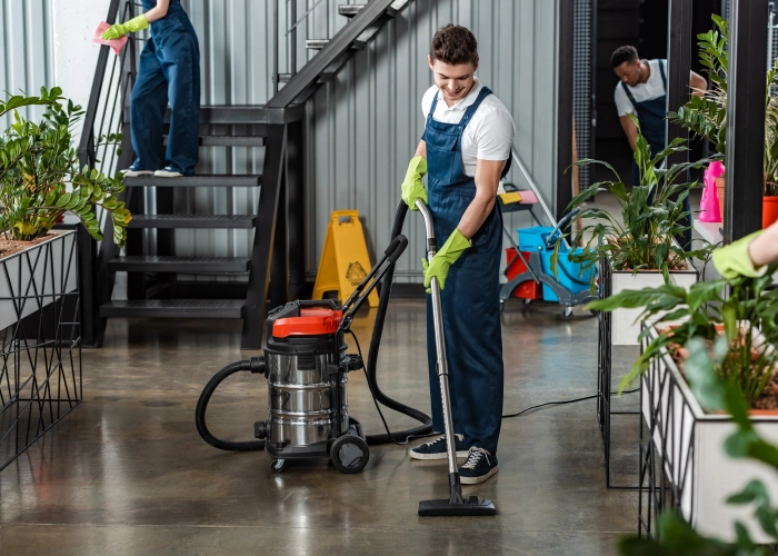 Schoonmaak van kantoren in SCHOTEN 2900